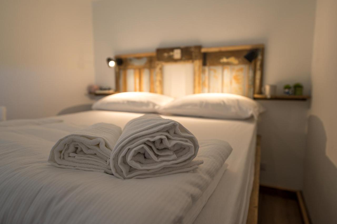 Albergo Diffuso Antagonisti Melle Exterior photo